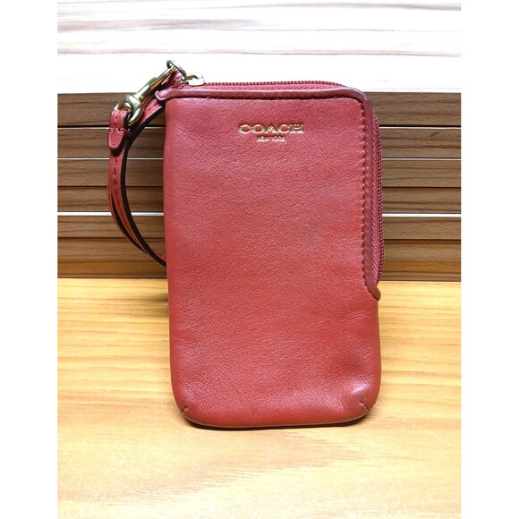 Coach  Universal Case Wallet Wristlet Red Leather - Picture 1 of 6